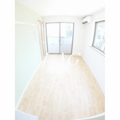 【居間・リビング】 | ヒュッゲⅠ | 洋室のお部屋です。