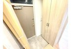 【玄関】 | サンライトマンションさつき　(ふじみ野店) | タイル時の雰囲気が特徴的なお洒落な玄関。