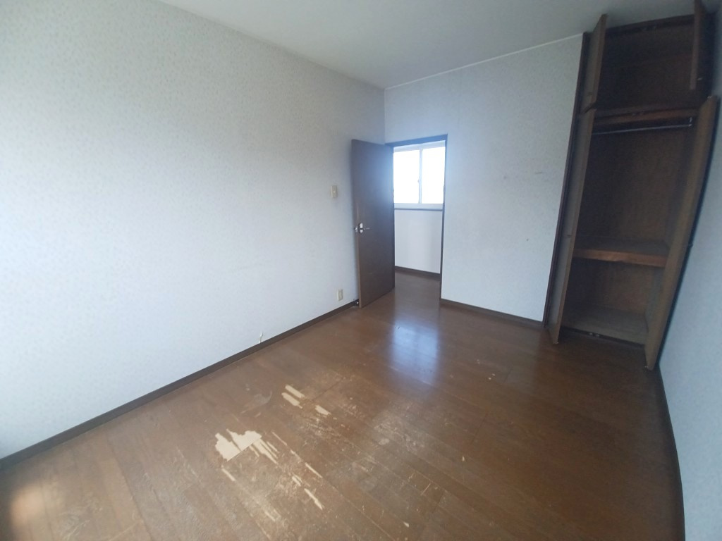 宇土市新開町の中古一戸建の洋室|2F　東側