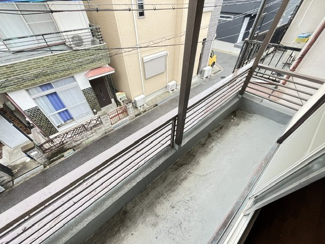堺市東区日置荘西町７丁貸家のバルコニー