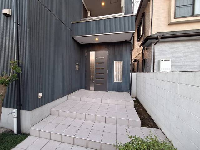 さくら６番館のエントランス