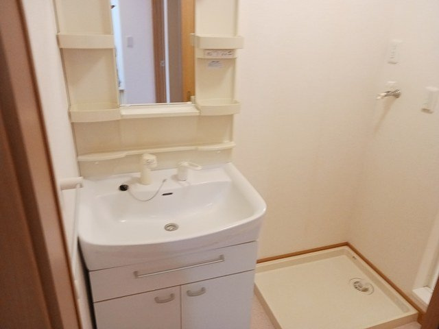 レクサス共栄　Ｄの洗面所