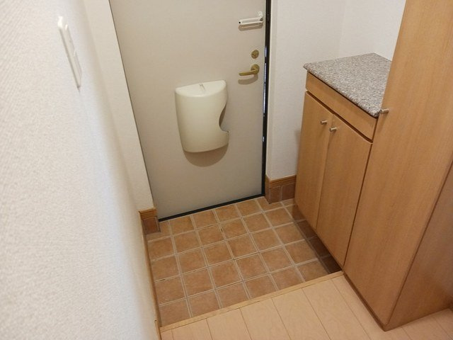 レクサス共栄　Ｄの玄関