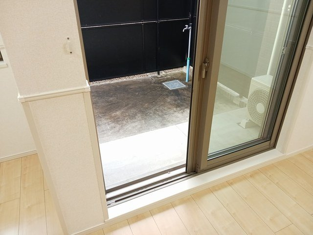 レジデンス・モッポ　Ⅲの庭