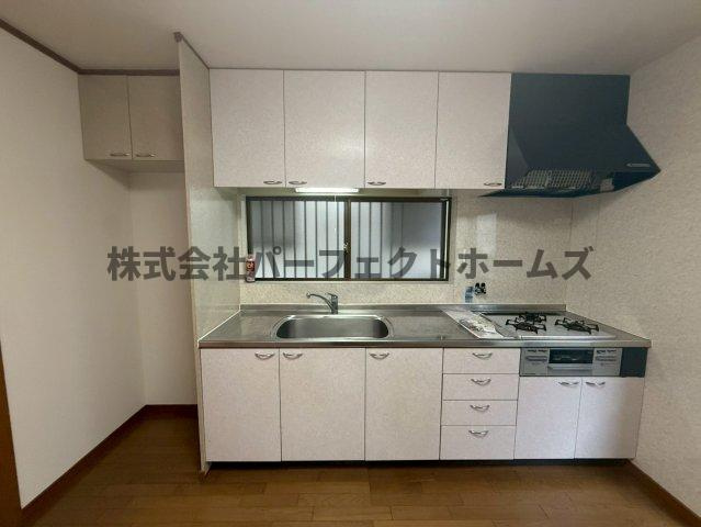 茄子作3丁目戸建　賃貸のキッチン|コンパクトなキッチンで掃除もラクラク
