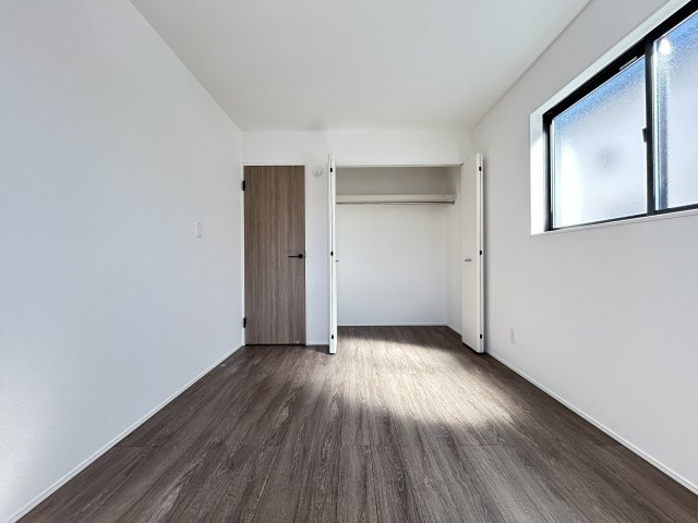 「長期優良住宅認定物件」高知市瀬戸東町3丁目6期　1号棟の洋室|クローゼット付き洋室