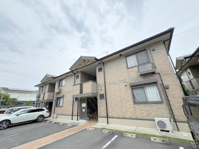 グリーンフィールドB棟の外観