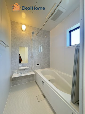 明石市田町1丁目　新築戸建の浴室|【ホームページに現地動画掲載中】●年中無休：当日予約可●1坪タイプの広々したユニットバスになります。