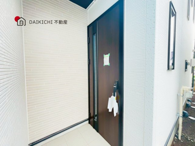 【玄関】 | 桶川市泉5期　新築戸建　全2棟　2号棟