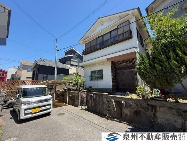 和泉市伯太町4丁目　古家付き土地