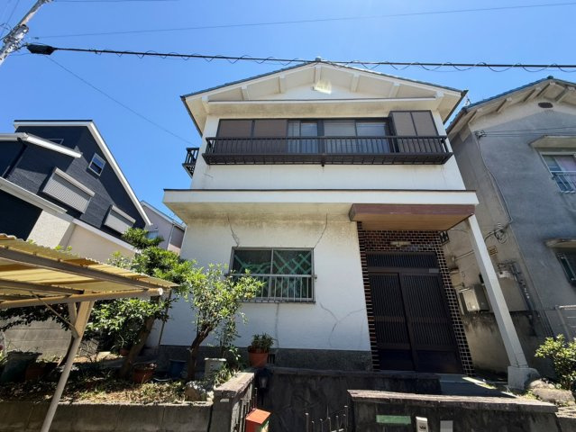 和泉市伯太町4丁目　古家付き土地の外観