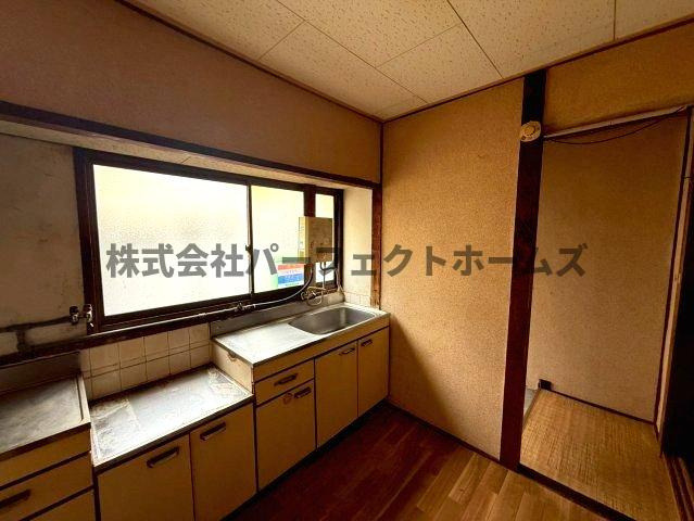 出口2丁目戸建　賃貸のキッチン|キッチンでお料理をお楽しみください
