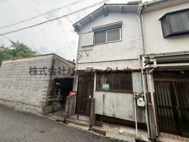 出口2丁目戸建　賃貸の外観|外観もきれいです