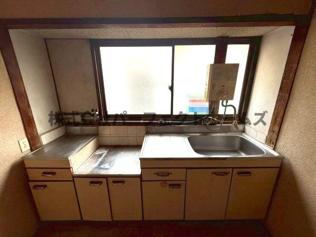 出口2丁目戸建　賃貸のキッチン|使いやすいキッチンです