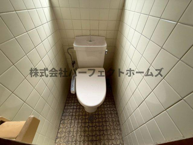 出口2丁目戸建　賃貸のトイレ|コンパクトで使いやすいトイレです