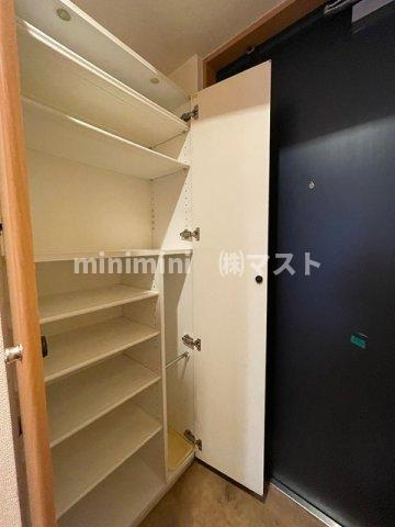 ブランクレール谷町の収納