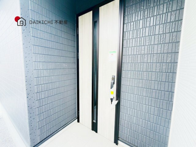 【玄関】 | 桶川市泉5期　新築戸建　全2棟　1号棟