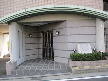 アージュ古江東のエントランス
