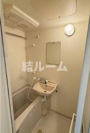 板橋区板橋１丁目の賃貸マンションの浴室