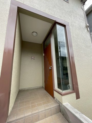 【玄関】 | 立川市栄町2丁目　中古戸建　【全1棟】