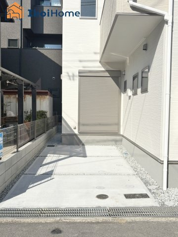 明石市二見町西二見16期　新築戸建の駐車場|【ホームページに現地動画掲載中】●年中無休：当日予約可●物件・当店の最寄駅まで無料送迎します！