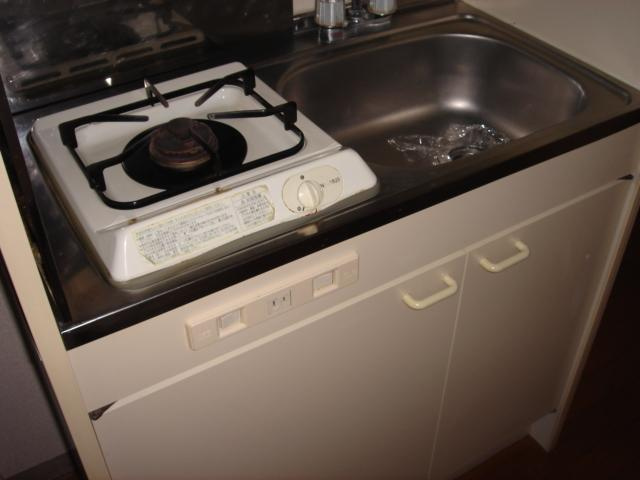 ソレイユ東海通のキッチン
