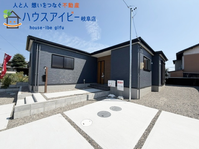 本巣市三橋平屋の新築戸建限定1邸！お車スペース4台可能！モレラ岐阜まで徒歩7分！暮らしやすい動線！1号棟の画像