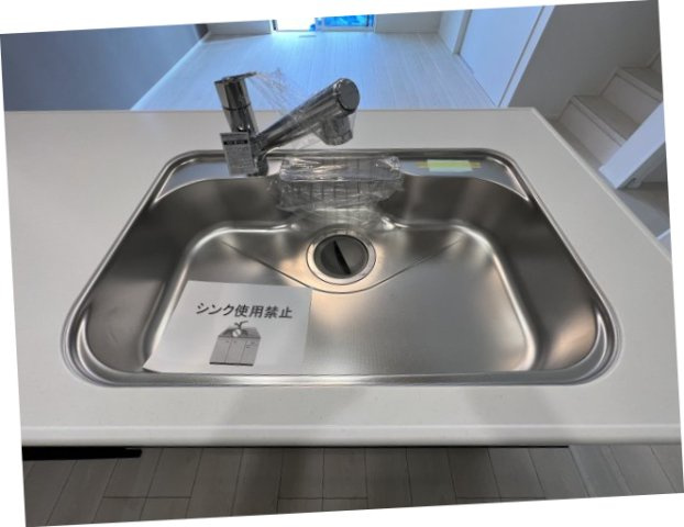 福生市熊川　新築戸建全2棟のキッチン|浄水器付きシンク