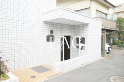 【エントランス】 | トップ・ルーム都立大学 | エントランスです。