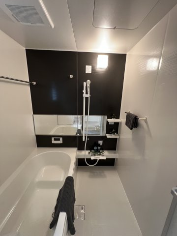 福生市熊川　新築戸建全2棟の浴室|浴室乾燥機付きの快適なバスルーム♪落ち着いたカラーでくつろぎのバスタイムを演出します
