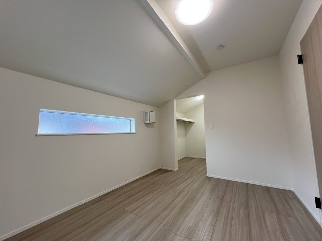 福生市熊川　新築戸建全2棟の洋室|【洋室3】収納力の高いウォークインクローゼット付