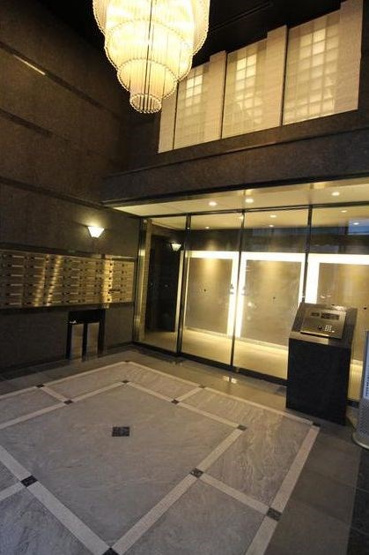 【エントランス】ルーブル川崎六番館