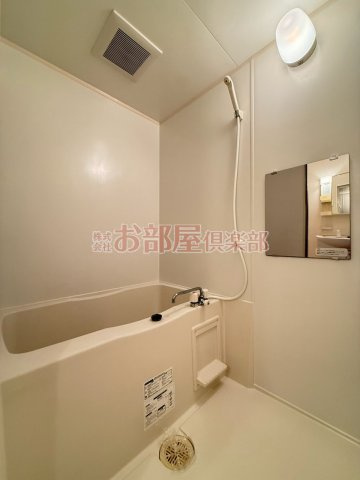 リーベ　C棟の浴室|落ち着いた空間のお風呂です