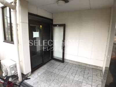 【エントランス】 | ＫＦビル | 清潔なエントランスです