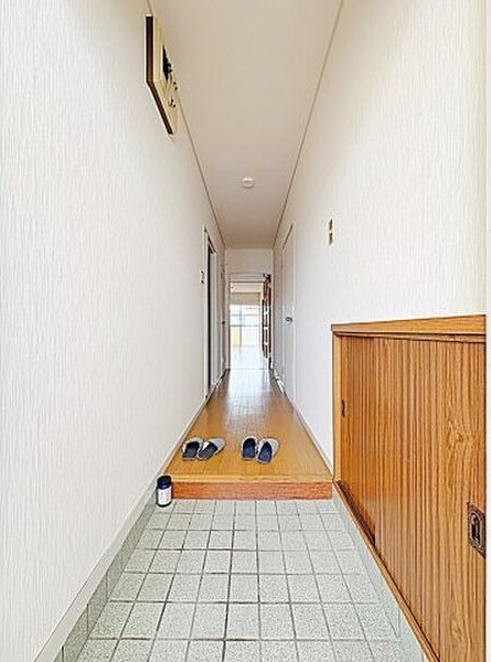 富佳ビルの玄関