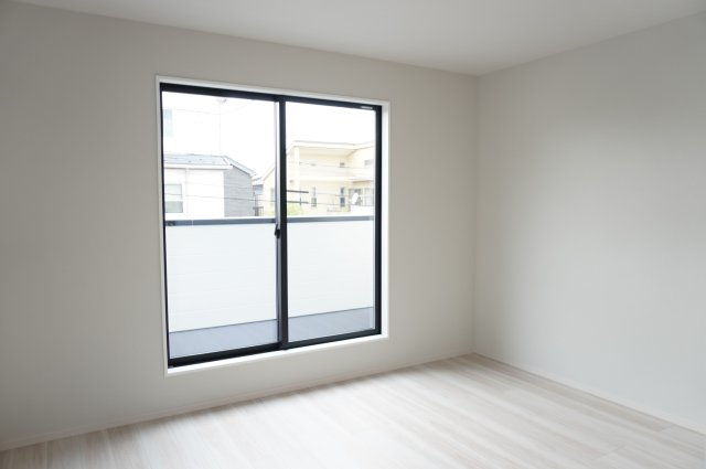 越谷市赤山町3丁目 新築分譲住宅の洋室|2階 9.1帖