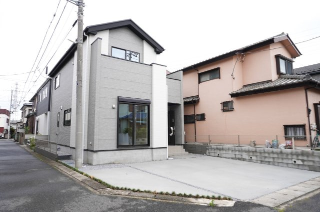 越谷市赤山町3丁目 新築分譲住宅の外観