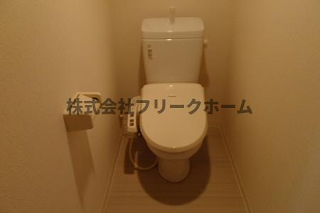 武蔵野市吉祥寺北町２丁目の賃貸マンションのトイレ
