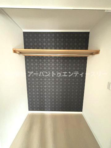 高根貸家の収納