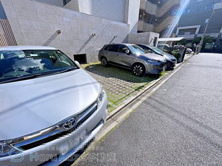 【駐車場】