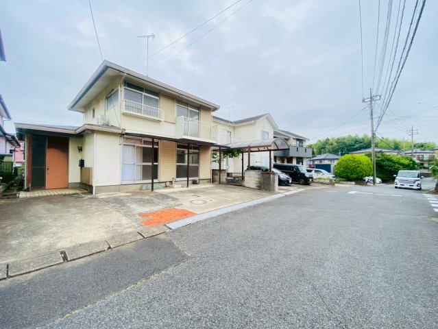 富里市根木名　戸建の前面道路含む現地写真