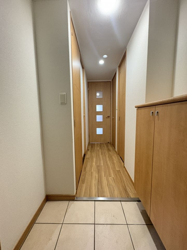 リード大手町の玄関