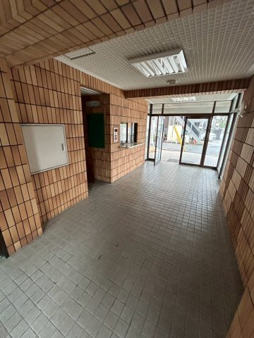 パインハイツ西芦屋のロビー