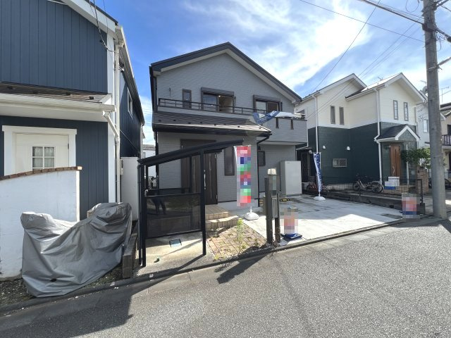 昭島市大神町4丁目　中古戸建の前面道路含む現地写真|閑静な住宅地で叶える穏やかな新生活♪
