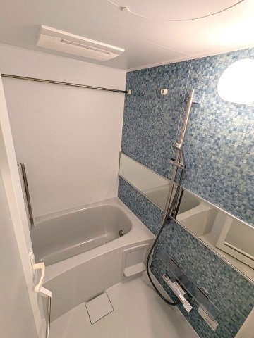 ORSUS(オルサス)三ノ輪の浴室|追焚オートバス、浴室換気乾燥機、２４時間換気システム
