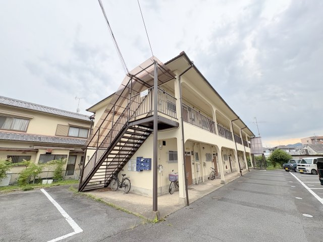 ツクモハイツの外観