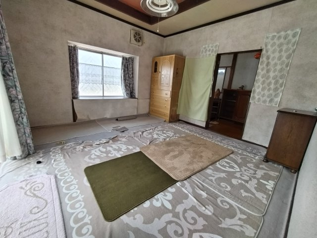 大田原市城山二丁目・中古戸建の洋室