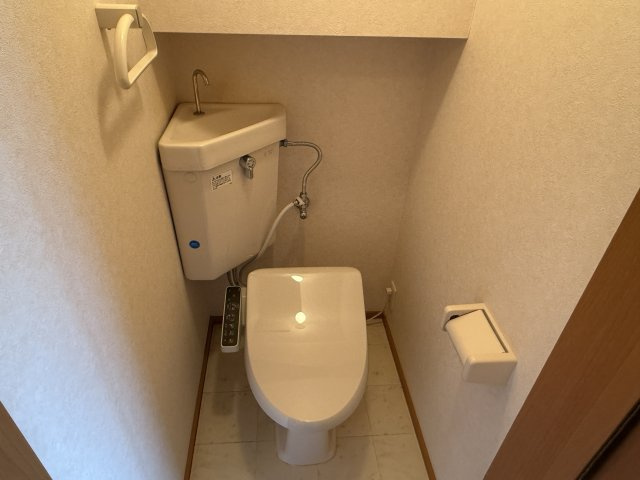 メゾンドゥパピヨンのトイレ