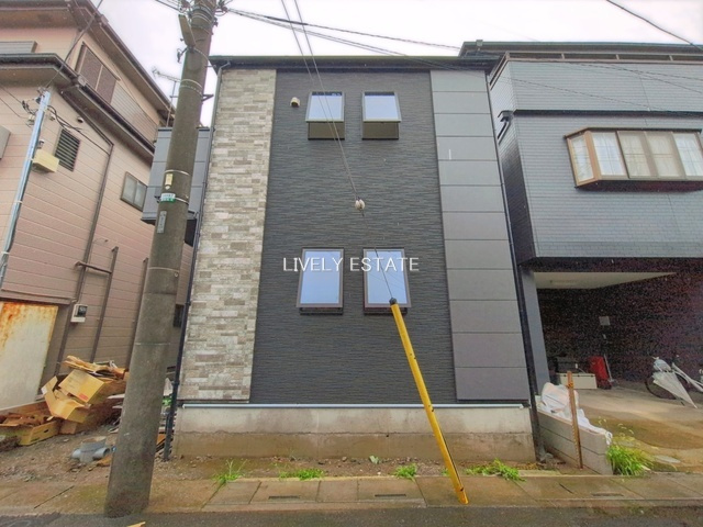 草加市八幡町 新築分譲住宅の外観