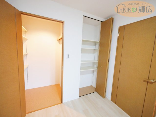 リベール土山参番館　1階の収納
